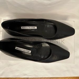 Manolo Blahnik ballet flats new size 37